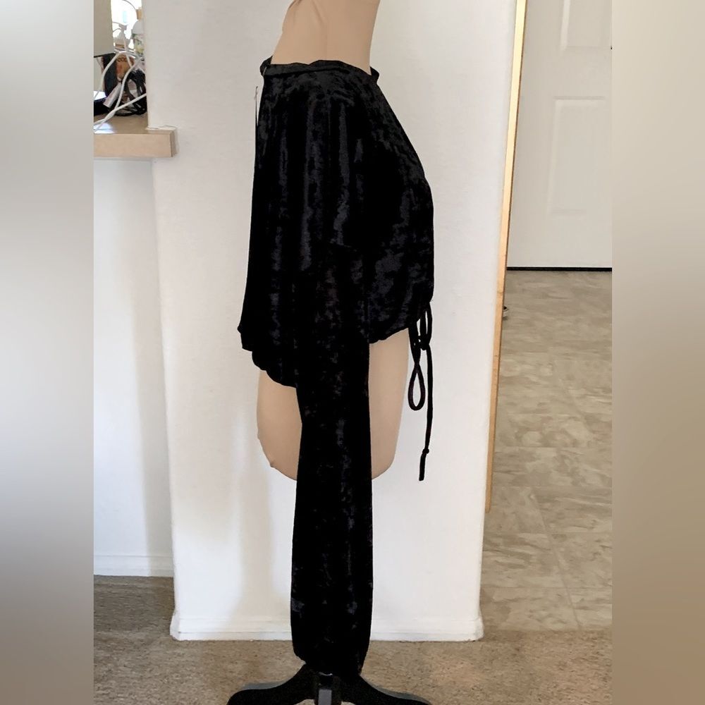 Black Velvet Long Sleeve Tops Size 3X NWT - Picture 9 of 16